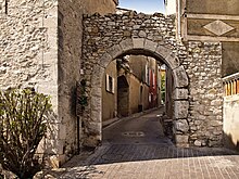 Le Castellet-porte.jpg