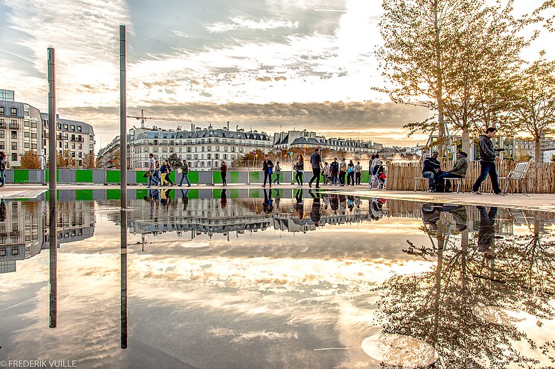 File:Les halles (29785789738).jpg