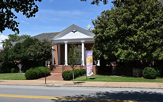 Charles Town library, Charles Town, W