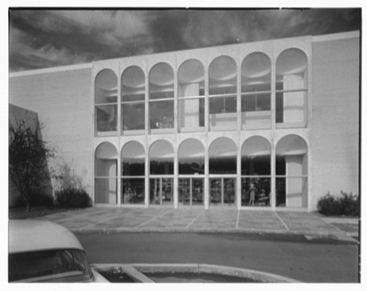 File:Lord & Taylor, business in Washington, D.C. LOC gsc.5a27041.tif