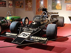 Lotus 76.jpg
