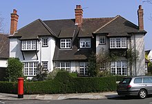 Ludlow Road in Brentham Garden Suburb