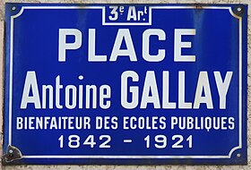 Voir la plaque.