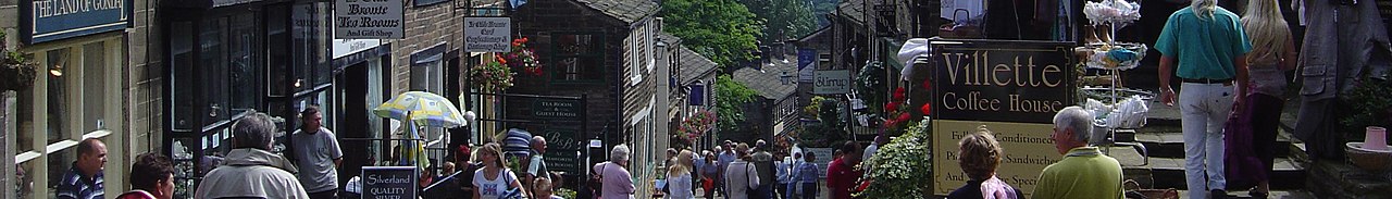 Main Street, Haworth, West Yorkshire (cropped).jpg