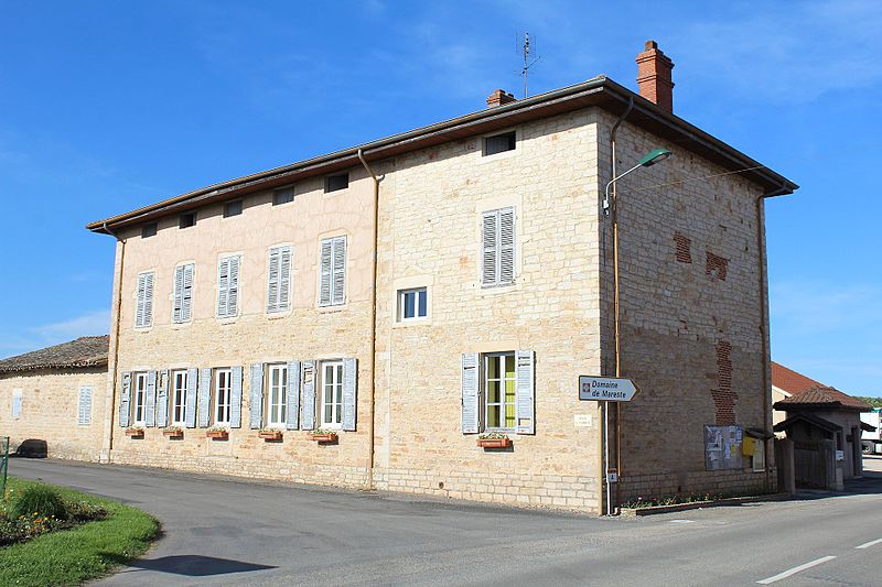 File:Mairie Chavannes Reyssouze 5.jpg