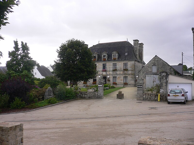 File:Mairie de Ploerdut.JPG