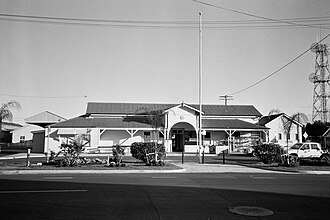 Maryborough railway station building, 1994 Maryborough Railway Station Complex (1994).jpg