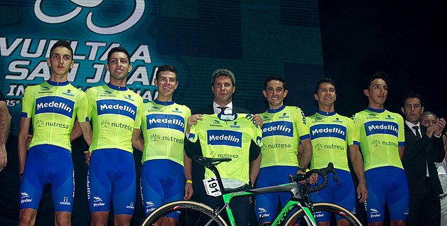 Members of the Medellín–Inder team at the 2017 Vuelta a San Juan.