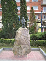 Pequeñeces, escultura de Mero el Barrendero, par Jesús González de la Vega