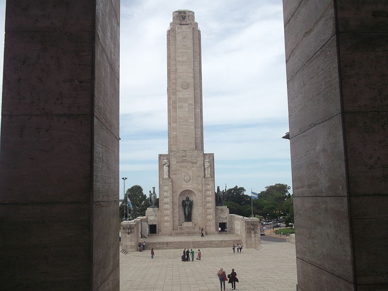 File:Monumento a la bandera argentina.JPG
