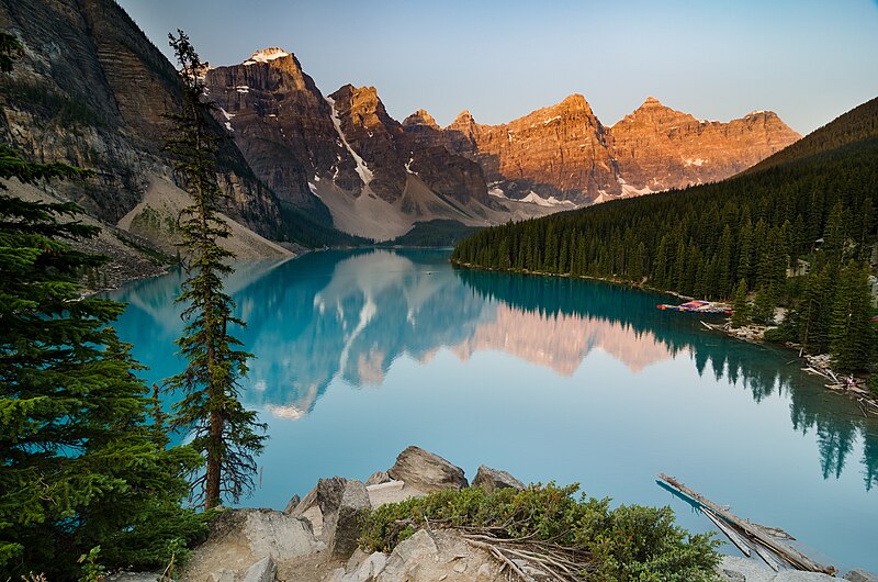 File:Moraine Lake sunrise.jpg