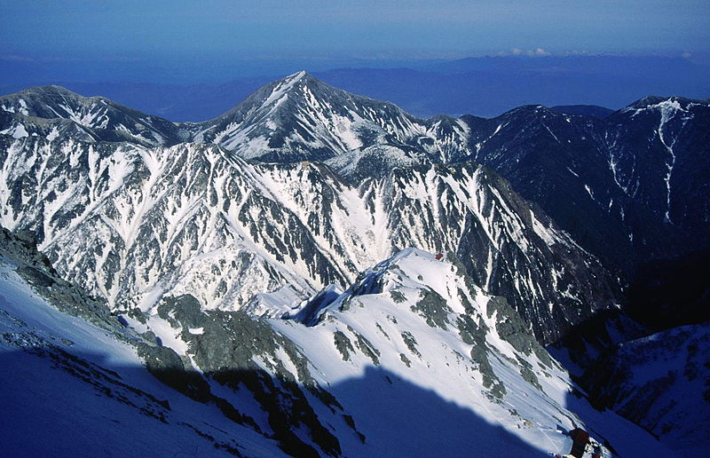 File:Mount Jonen from Mount Yari 1995-5-4.jpg