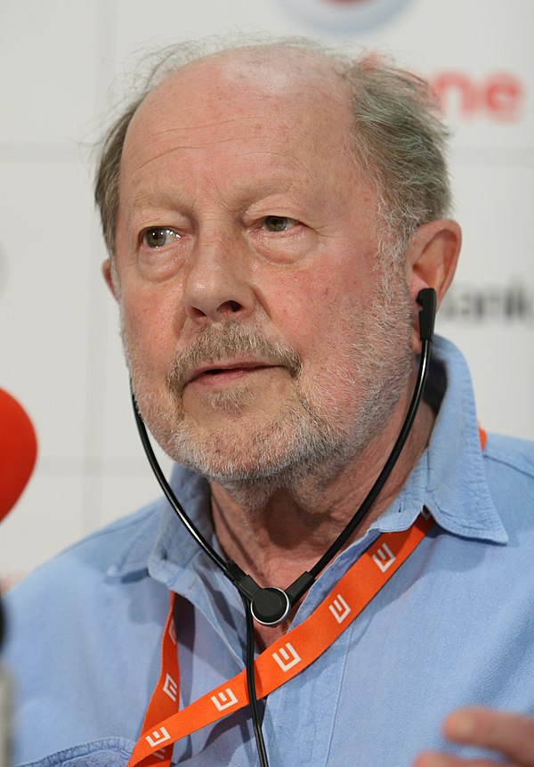 Roeg at the 43rd Karlovy Vary International Film Festival in 2008