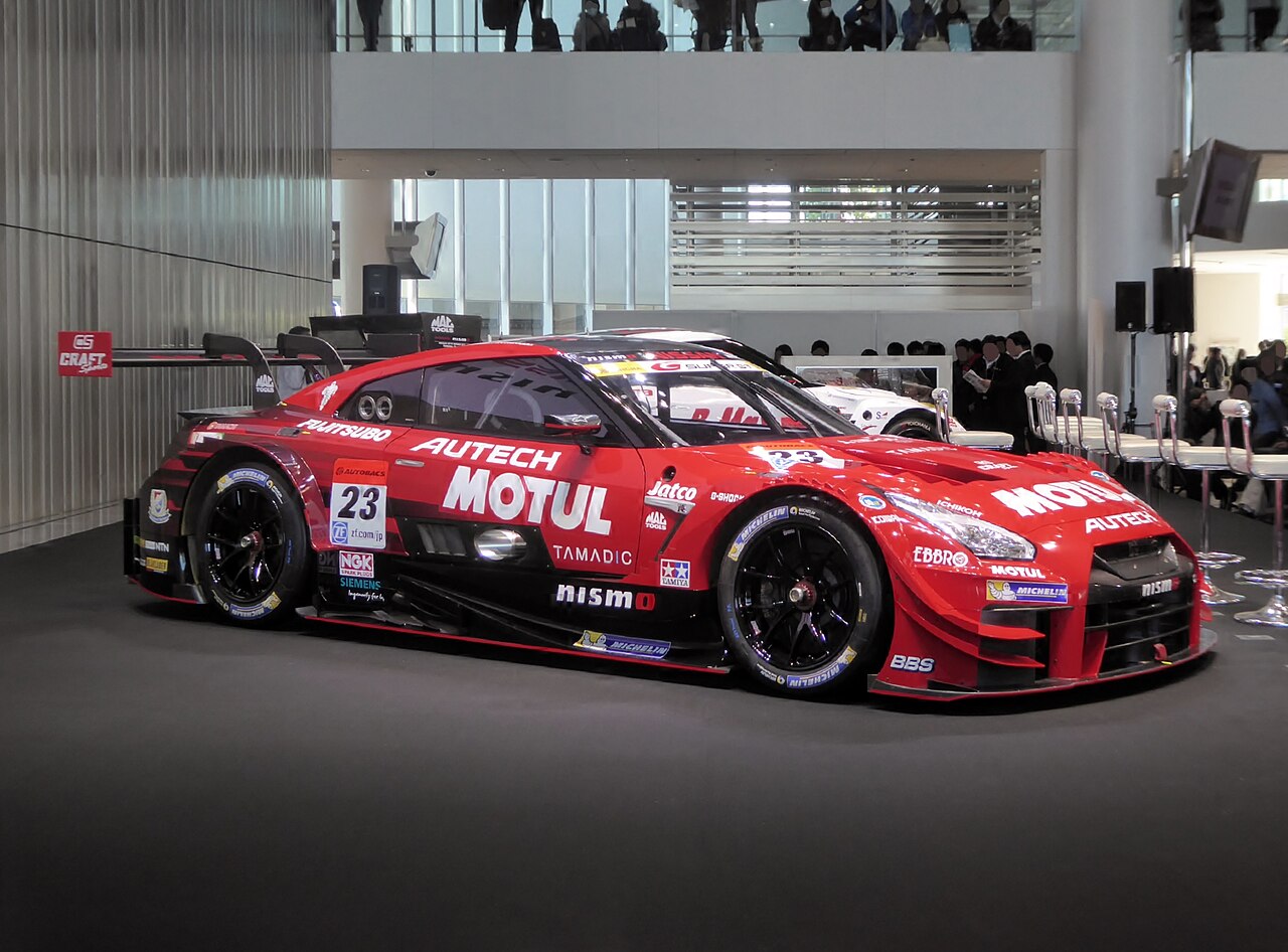 Image of No.23 MOTUL AUTECH GT-R ver.2017 at Nissan Global Headquarters Gallery (2)