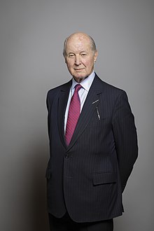 Oficiální portrét lorda Sterlinga z Plaistow.jpg