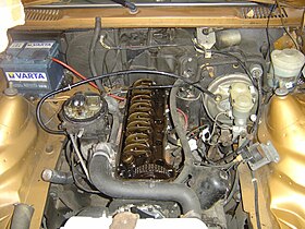Двигател на Opel cih без капак на клапана.jpg