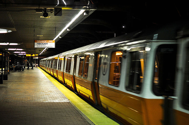 File:Orange Line train at Green Street, September 2014.jpg