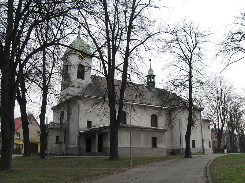 Soubor:Ostrava, Zábřeh, kostel, duben 2012, 4.jpg