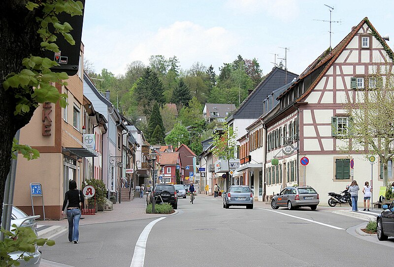 File:Otterberg, die Hauptstraße.jpg