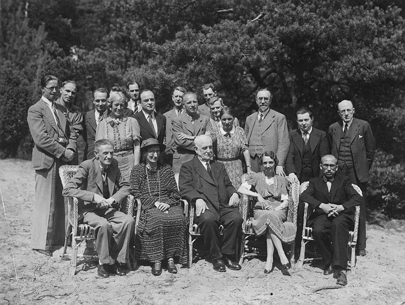 File:Photo 7 Council 1938, WRI.jpg