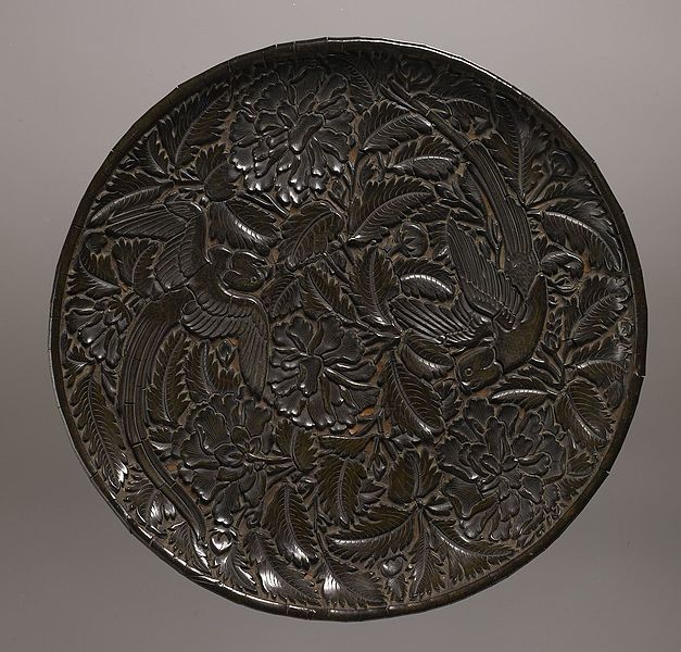 File:Plate; Yuan Dynasty; Lacquer, wood, and fabric.jpg