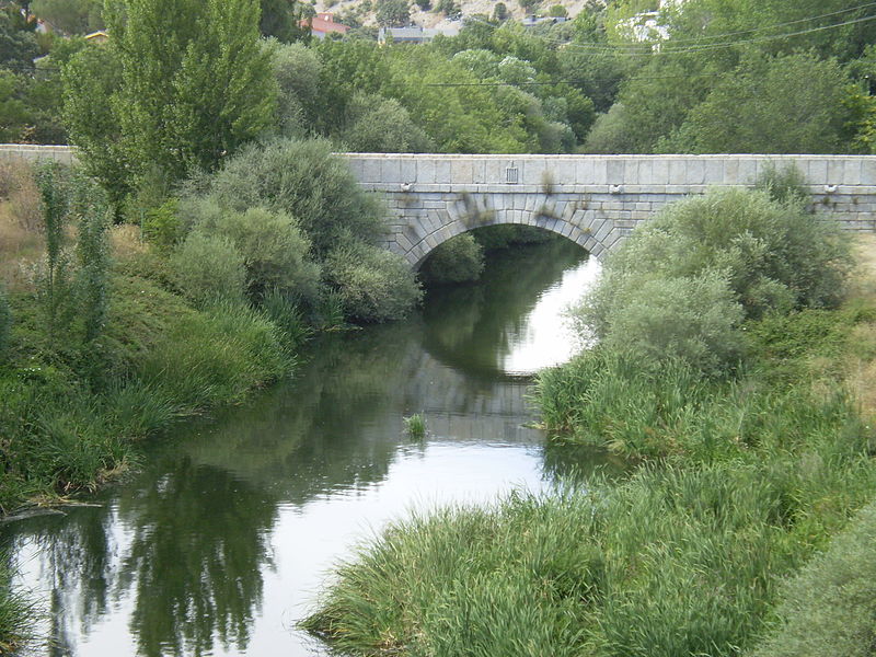 File:Río Guadarrama Puente Nuevo.jpg