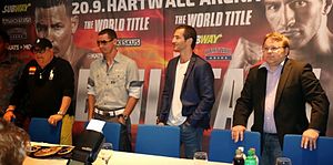 Tatli (second from right) at a press conference in 2014 Ricardo Rizzo, Richar Abril, Edis Tatli and Pekka Maki.jpg