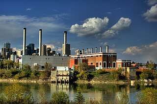 <span class="mw-page-title-main">Rossdale Power Plant</span> Generating station in Edmonton, Alberta