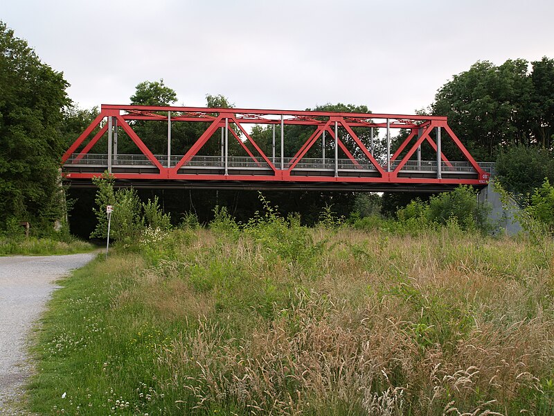 File:Ruhr area Erzbahn bridge.jpg