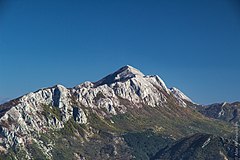 Горы занимают. Гора Румия. Гора Румия в Черногории. Горы Румия в баре Черногория. Горный массив в Черногории как называются.