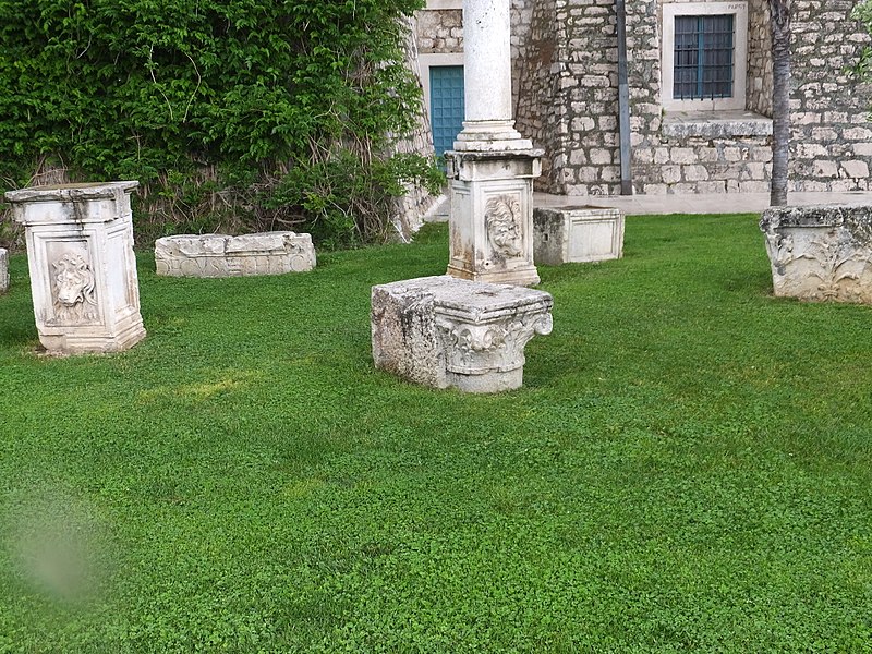 File:Sibenik Museum - panoramio.jpg