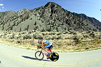 Simon Lessing in the bike portion of a triathlon SimonLessing6.jpg