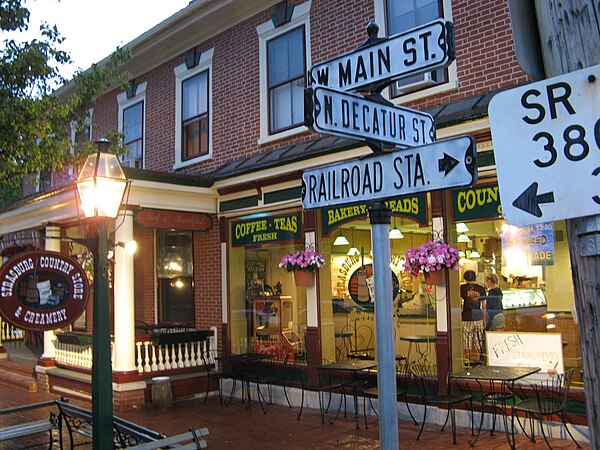 Strasburg Creamery Ice Cream Shoppe