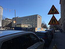 Street construction sign (43050094765).jpg