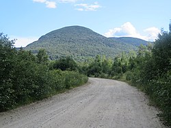 North Bald Cap Success Pond Roadilta nähtynä