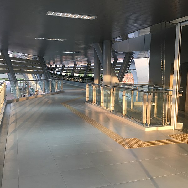 File:Surian-Sunway Nexis Link 1.jpg