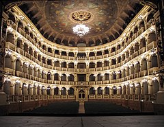 Teatro Comunale (Bologna)