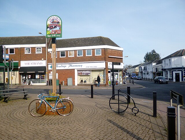 Image: The Centre of Twyford   geograph.org.uk   3372468