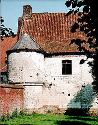 A building within Tincques