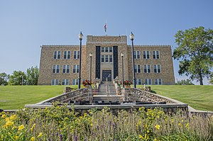 Toole County Courthouse v Shelby