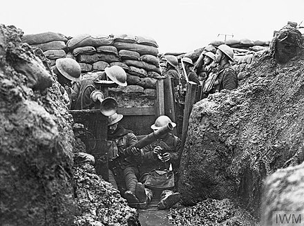 Trenches and sand bags were defences against machine guns and artillery on the Western Front, 1914–1918