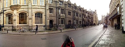 Trumpington Street, Corpus Christi College. Trumpington Street, Corpus Christi College, panorama, Cambridge, England, january 2015.jpg