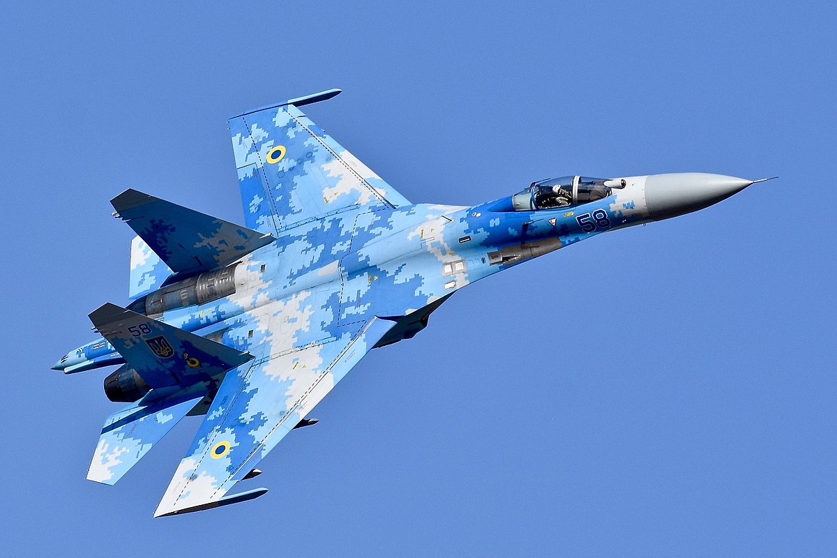 Força Aérea dos EUA coloca um Sukhoi Su-27 Flanker da Ucrânia em