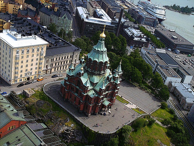 File:Uspenski Cathedral from air.jpg