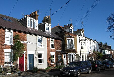 ไฟล์:Victoria Cottages, Park Road, Tring - geograph.org.uk - 1607419.jpg