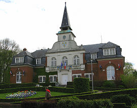 Villers-Bretonneux Town Hall.jpg