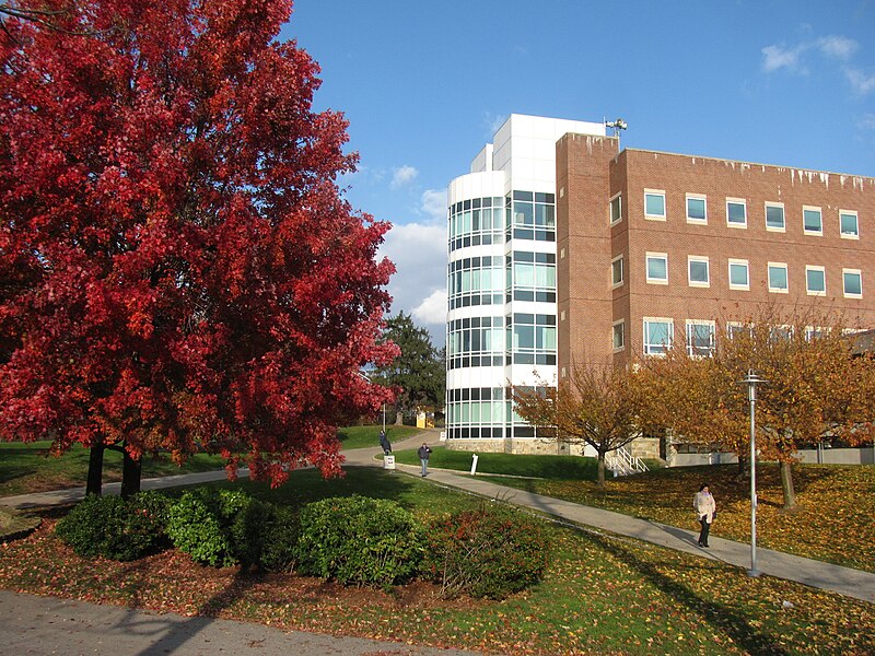 File:Volen Center for Complex Systems, Brandeis University, Waltham MA.jpg