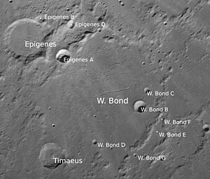 W. Bond mit Nebenkratern (Norden oben; LROC-WAC)