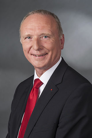 <span class="mw-page-title-main">Bernd Westphal</span> German politician