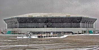 Pontiac Silverdome (Photo: Dave Hogg, Royal Oak, MI, USA) Where Is Everyone%3F.jpg